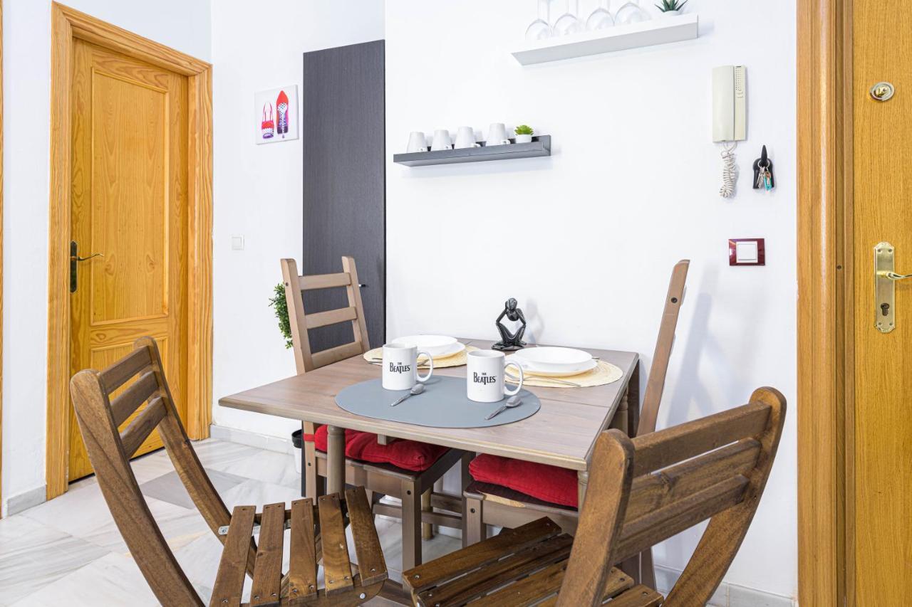 Wintowinrentals Coqueto Apartamento En El Centro De Малага Екстериор снимка
